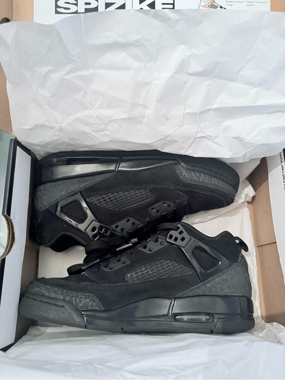 Jordan Kids Black Retro Sneaker